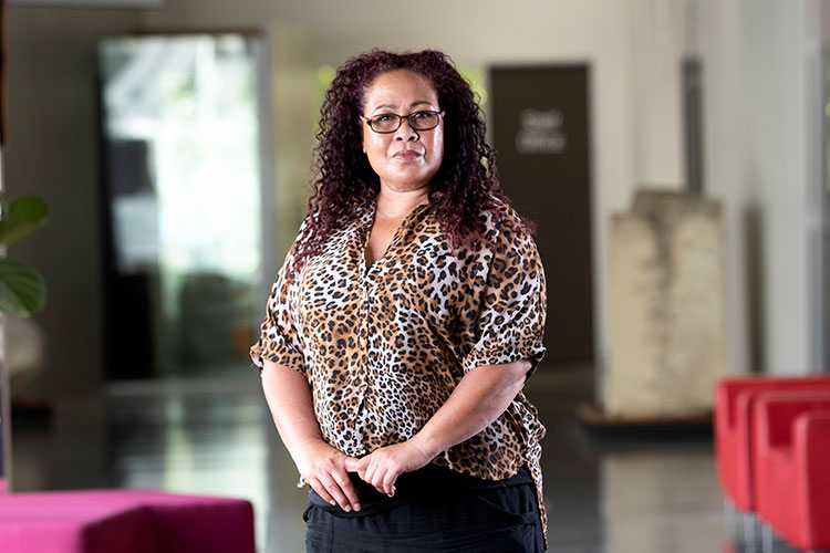 Anevili Kirifi: Tauira - Introduction to Team Leadership