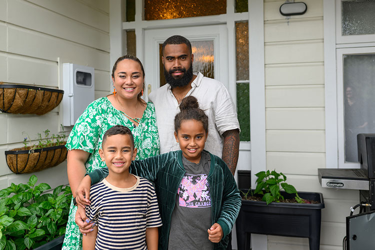 Sam and Courtney Manu and their tamariki