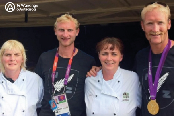 Ali Foers and Kim Lee with Hamish Bond and Eric Murray